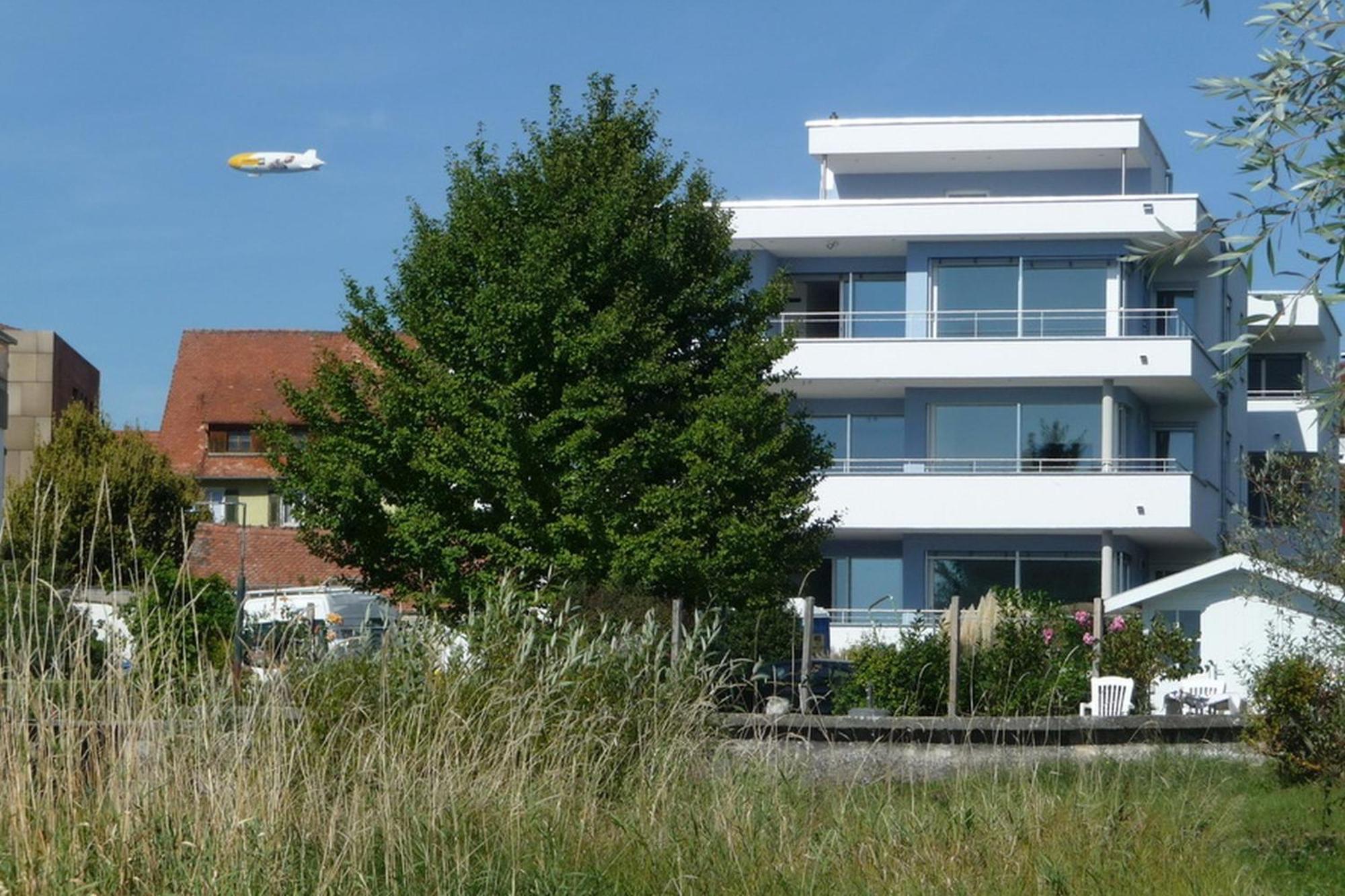 Apartment Haus Bank-specker *